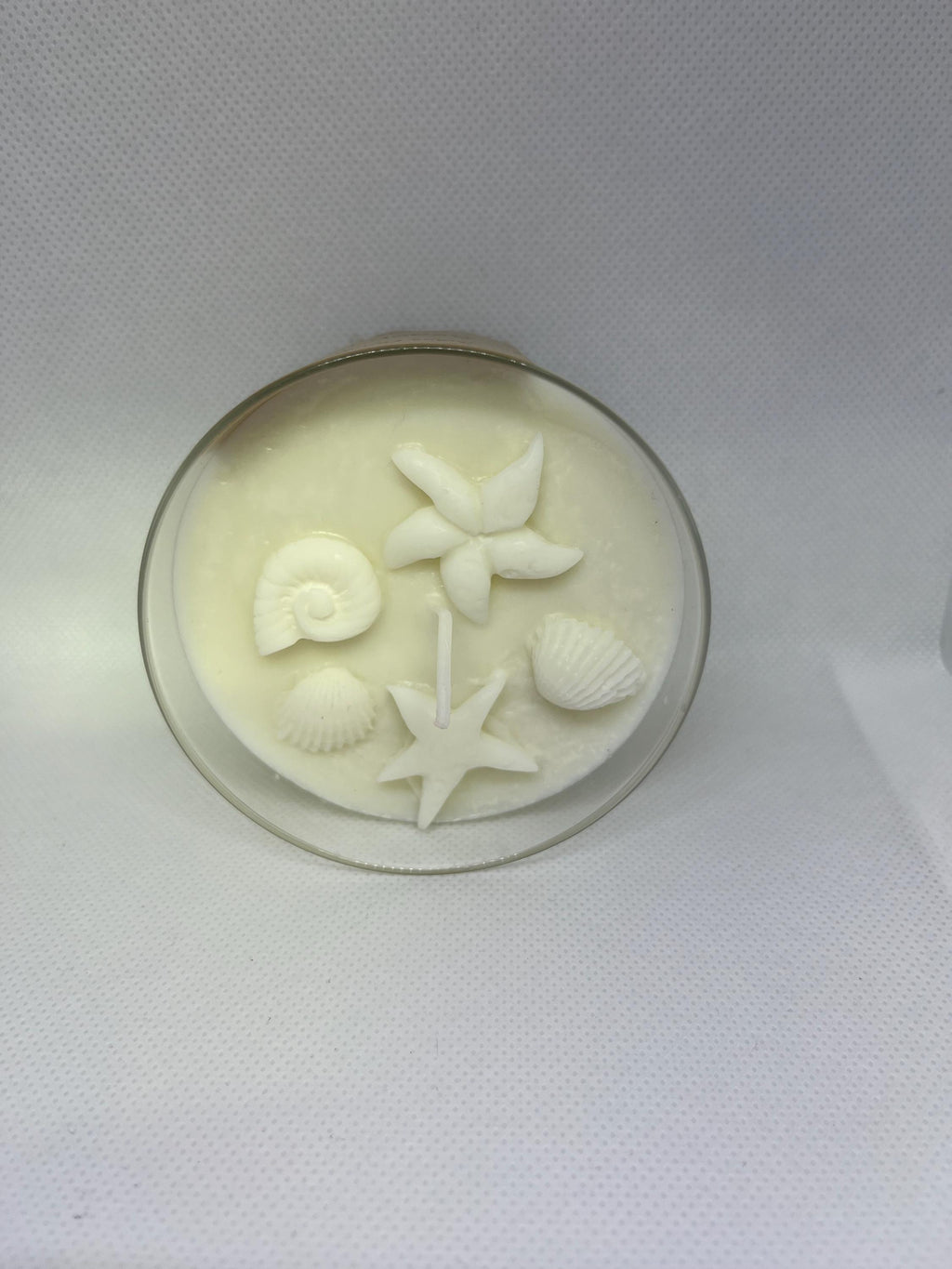 Beach linen scented 4oz candle