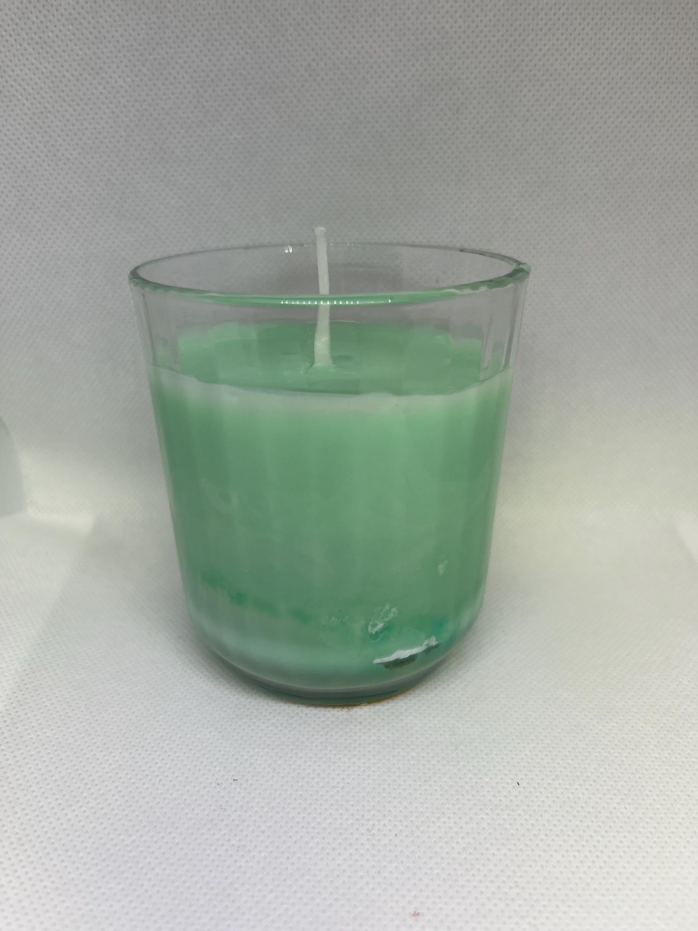 Cactus flower and jade scented 10oz candle