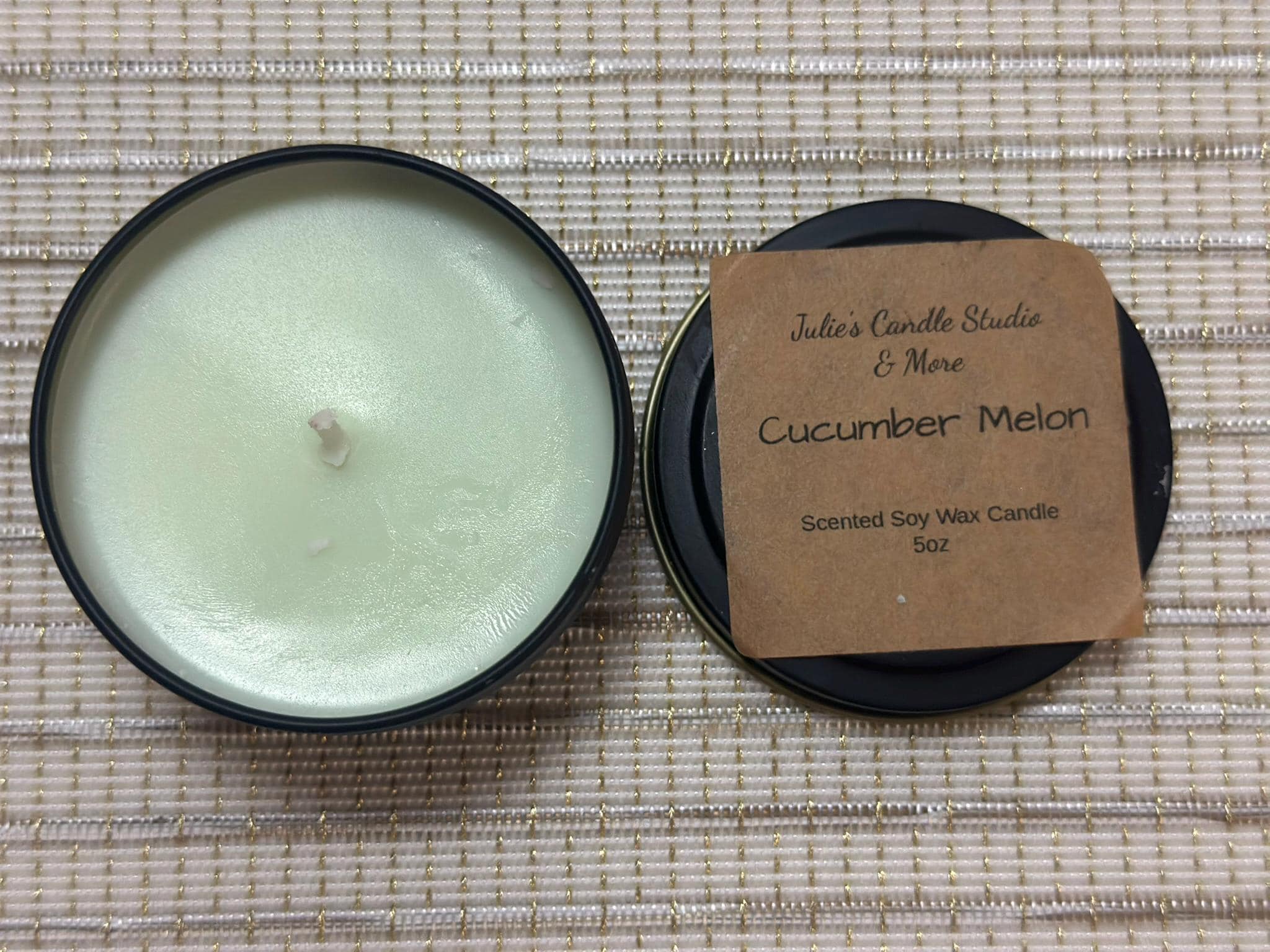 cucumber melon scented 5oz soy wax candle