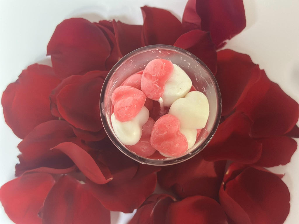 rose scented 8oz soy wax candle