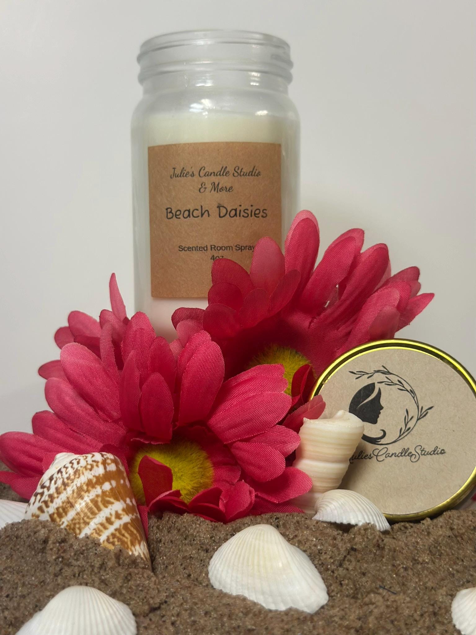 Beach daisies scented 8oz soy wax candle