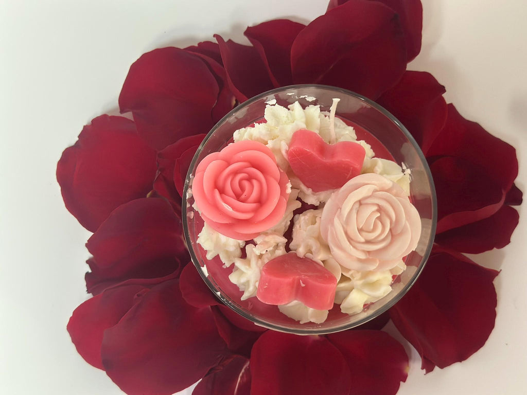 Garden of roses scented 12oz soy wax candle