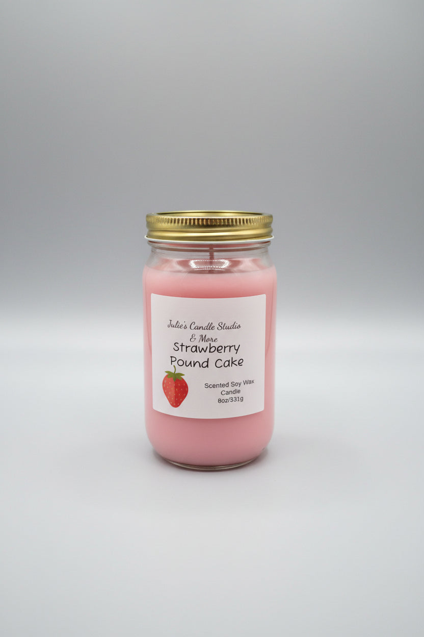 Strawberry poundcake scented 5 oz candle, homemade, soy wax, gift giving.