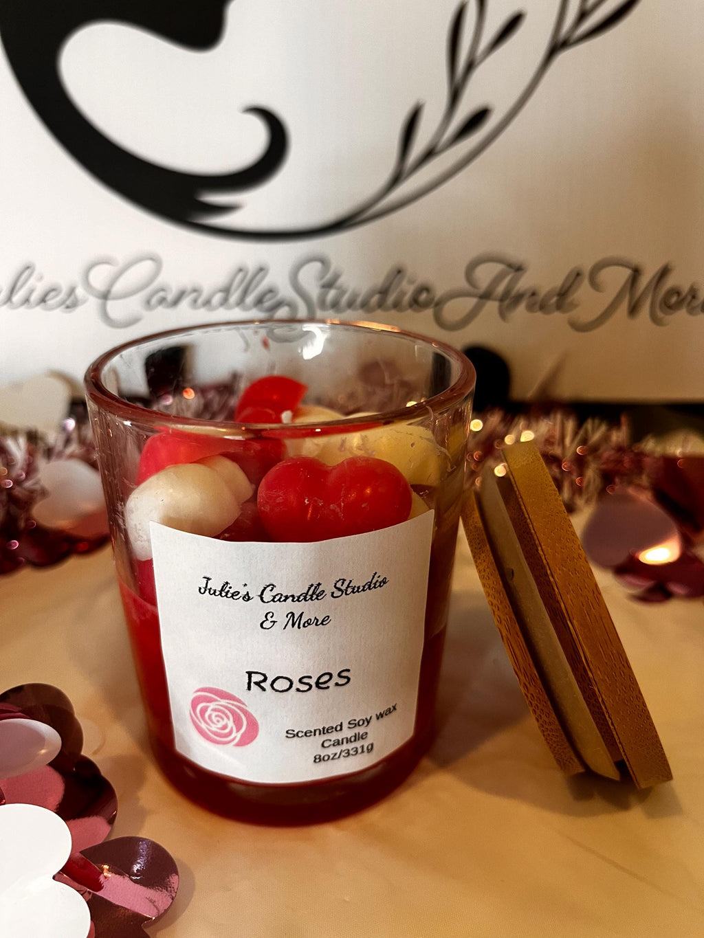 Roses scented 8oz soy wax candle