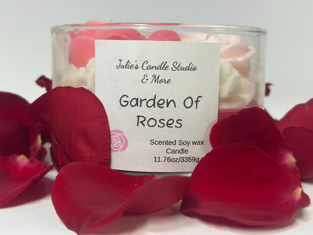 Garden of roses scented 12oz soy wax candle