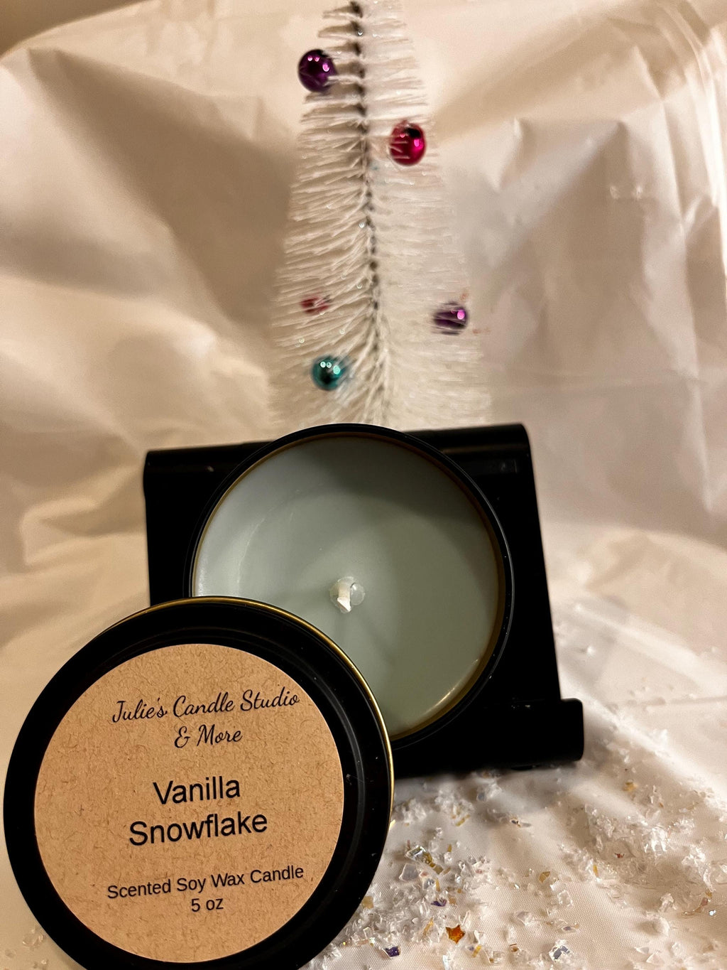 Vanilla snowflake candle, homemade, gift giving, holidays